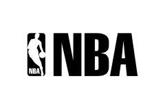 快船科林斯伦纳德锋线组合：防守坚固，共筑胜利基石